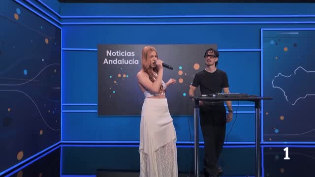 🎶Así ha sonado el tema ‘T Amaré’, de @TonyGrox y @lucycalys, en el plató del Centro Territorial de Andalucía, con sede en Sevilla.