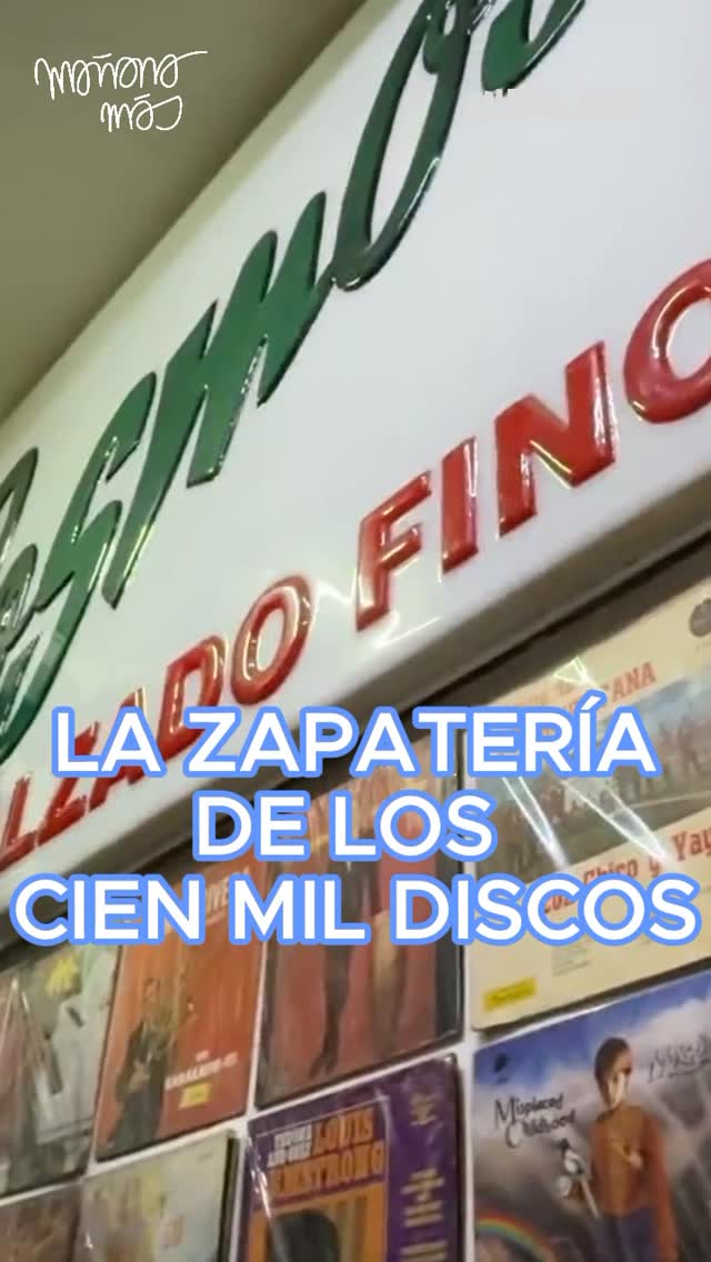 Nuestra aventura colombiana comienza descubriendo una tienda de zapatos donde se venden miles de vinilos