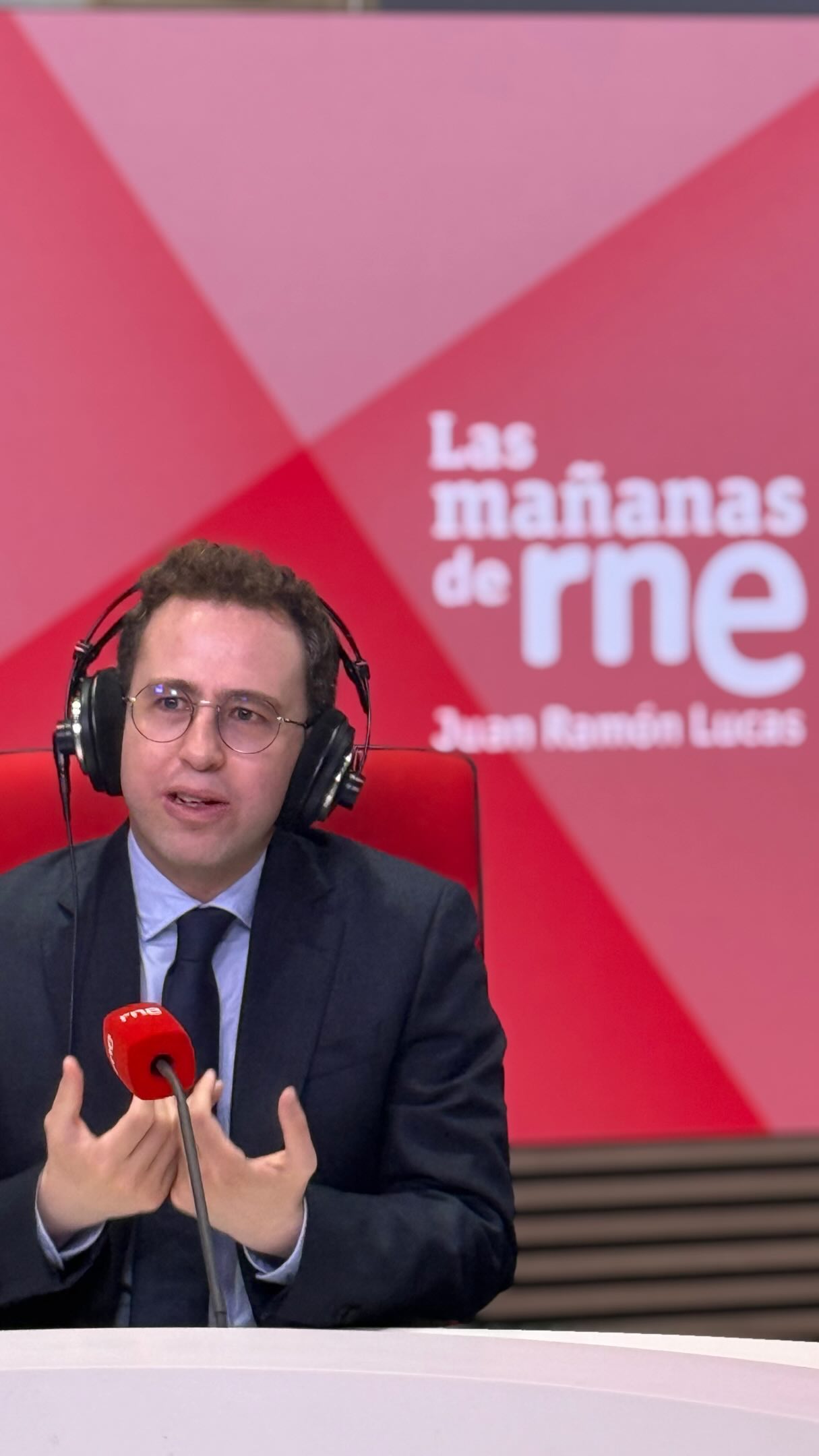 Con CI de 160, niño superdotado charlaba con adultos y guardaba rebeldía en silencio