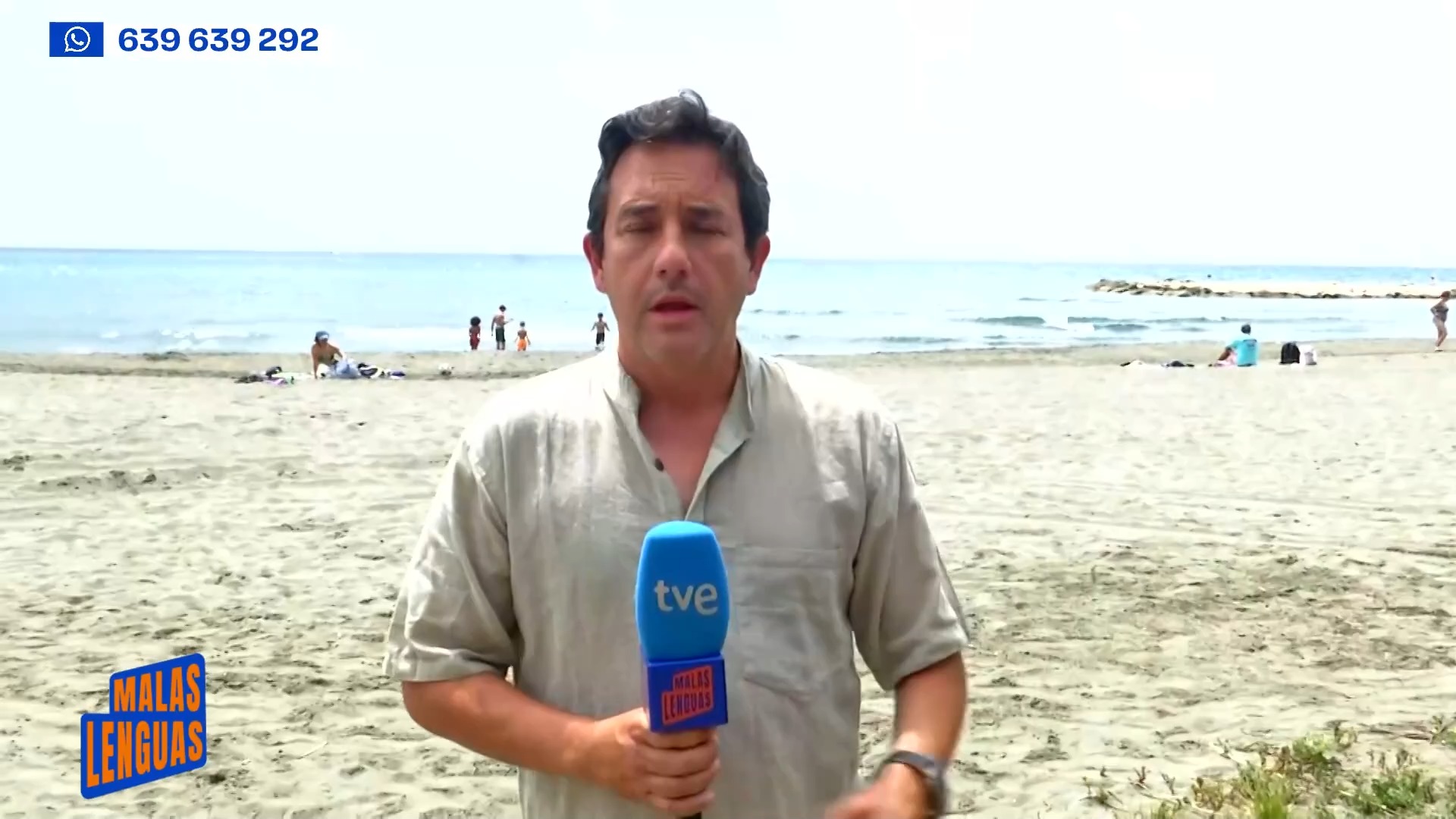 El espeto de sardina marca el inicio del verano en la costa malagueña