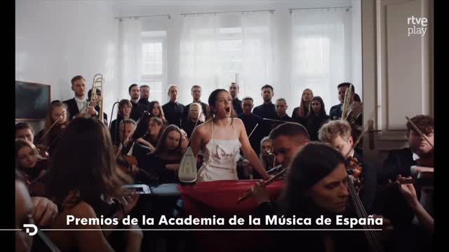 Rosalía podría ganar los premios de la música por su disco impactante