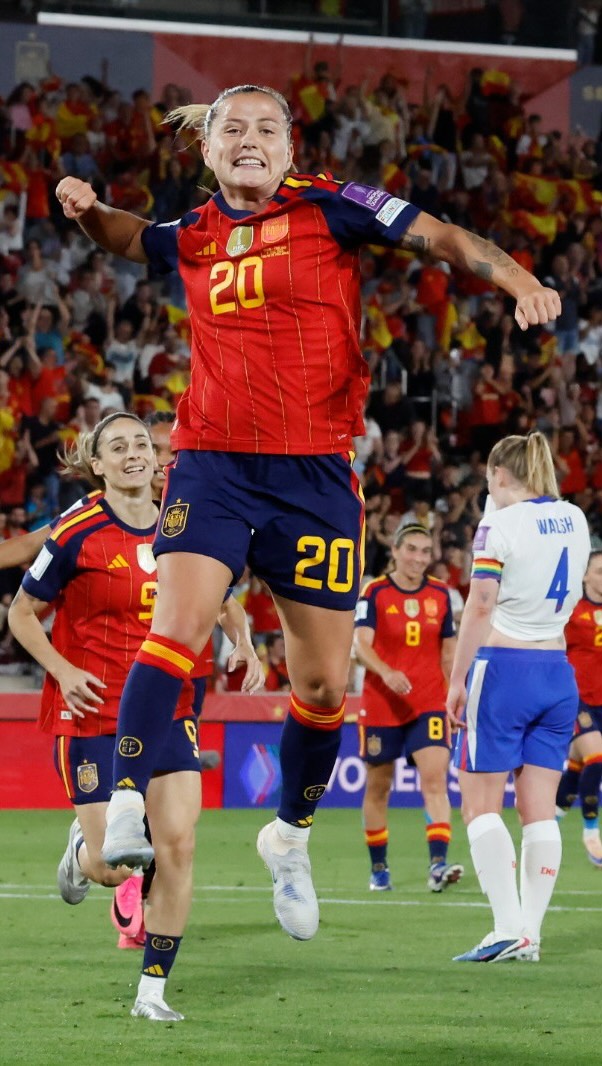 Claudia Pina marca el gol y España celebra su gran momento