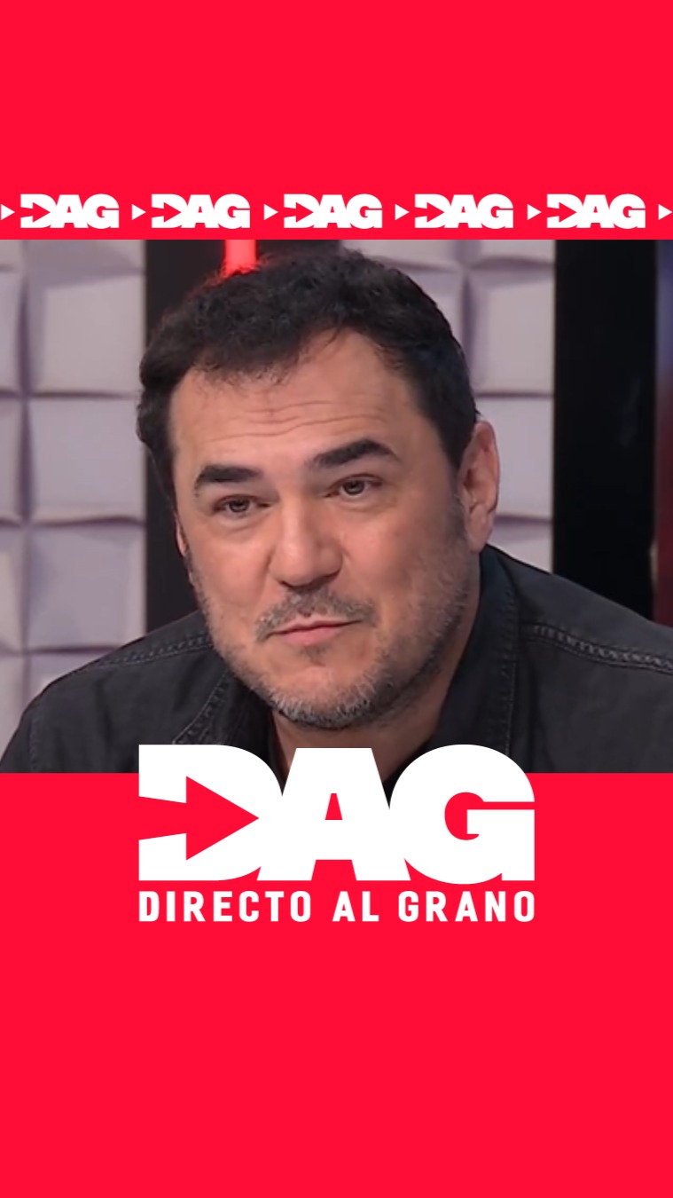 Machado y Serrat en escena: 'Si no hacéis política, otros la harán contra vosotros'