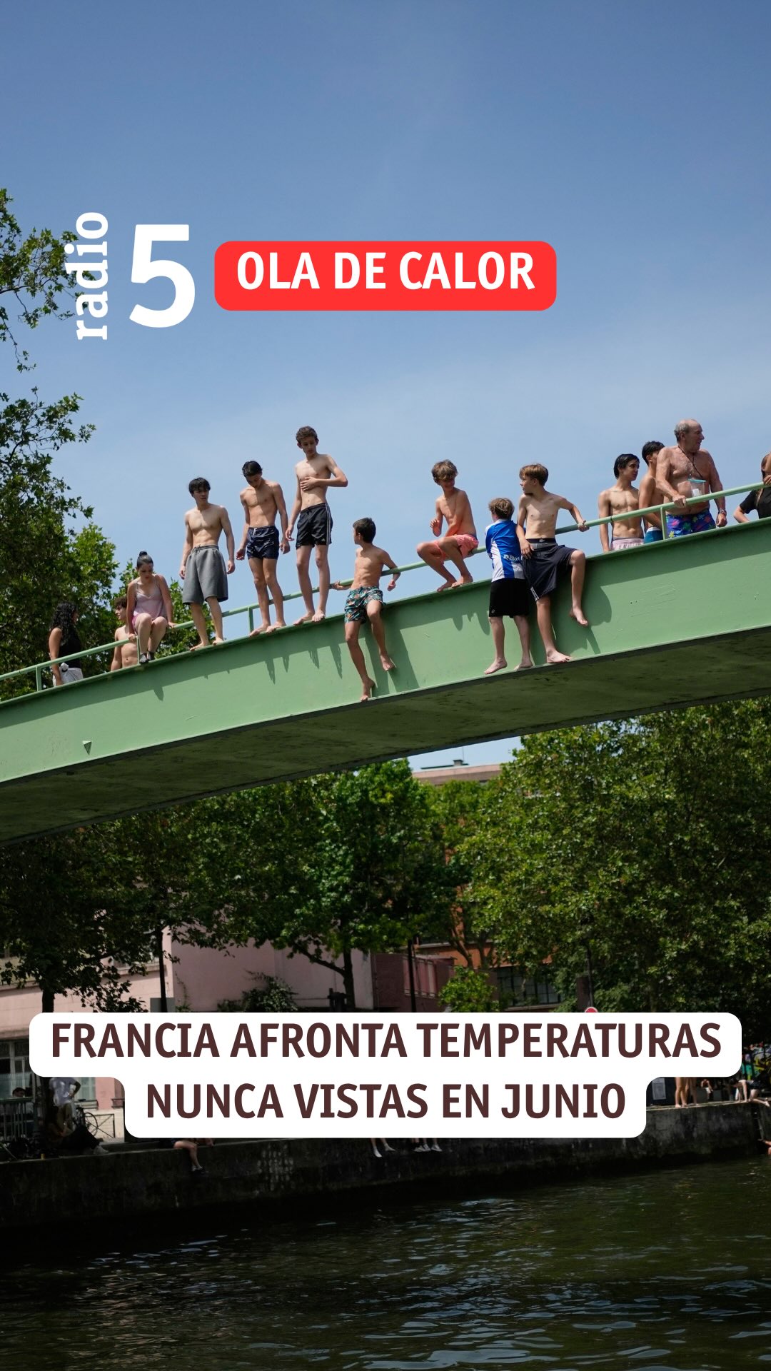 La ola de calor obliga a cerrar antes la Torre Eiffel y el Louvre