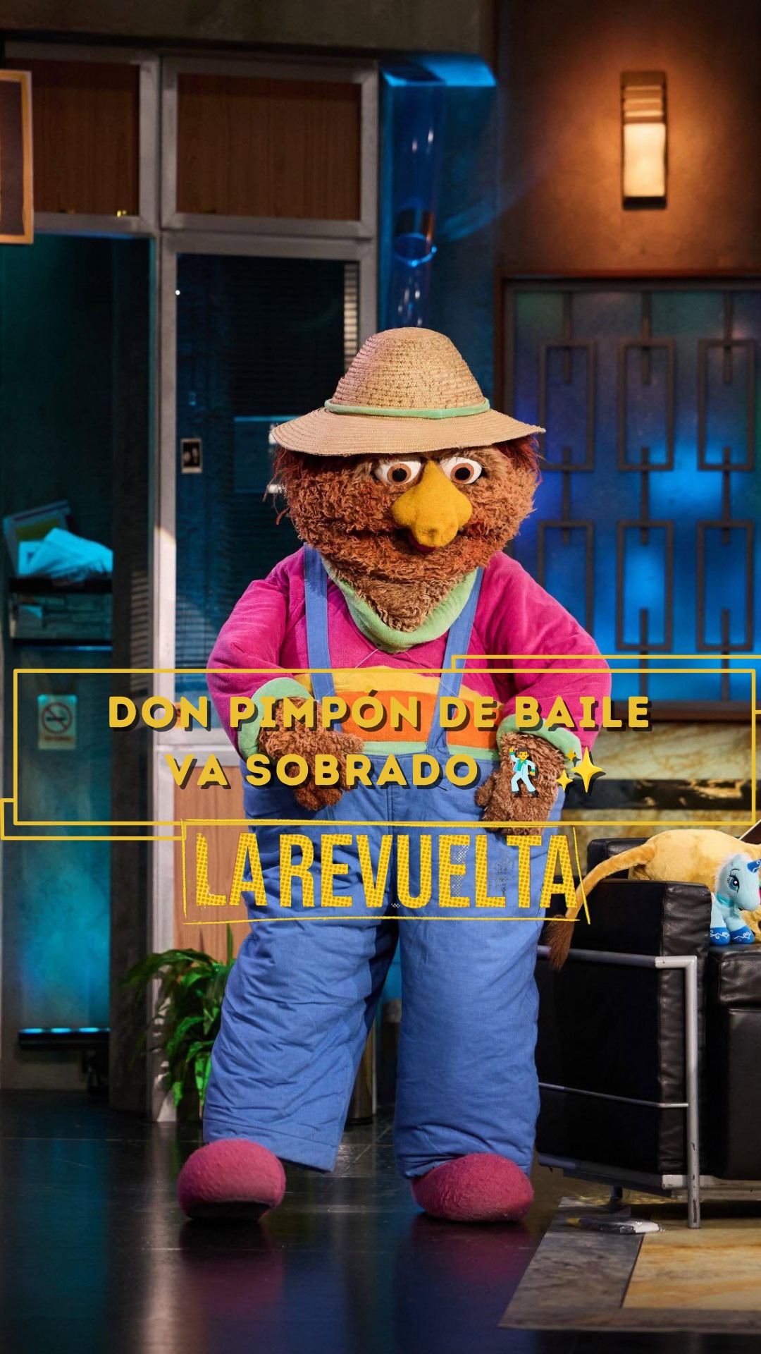 Don Pimpón confunde el séptimo y octavo arte en directo