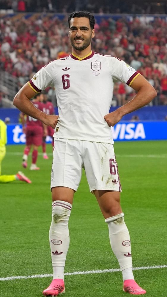 Merino marca el gol decisivo y España celebra en los minutos finales