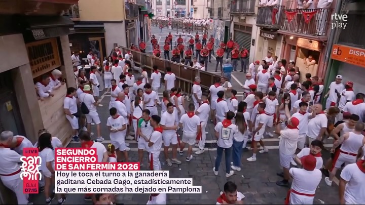 Pamplona vive su segundo encierro de San Fermines 2026 con los toros de Tebadagago