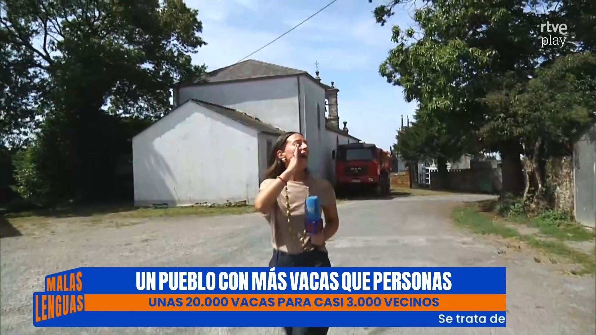Pasturiza: 20.000 vacas y solo 3.000 habitantes en un pueblo que se vacía