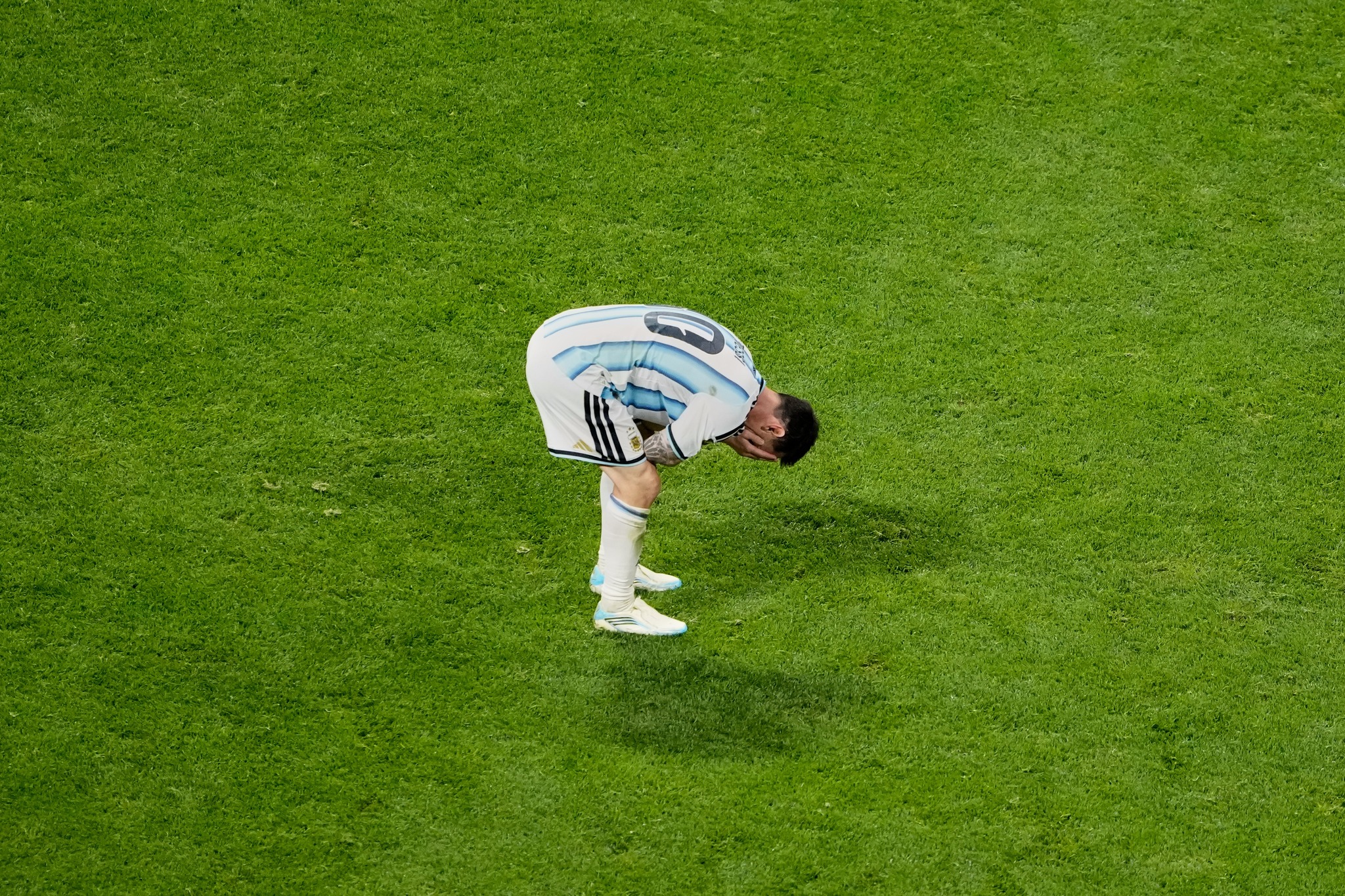 Messi llora diez minutos en el césped de Atlanta tras la remontada histórica