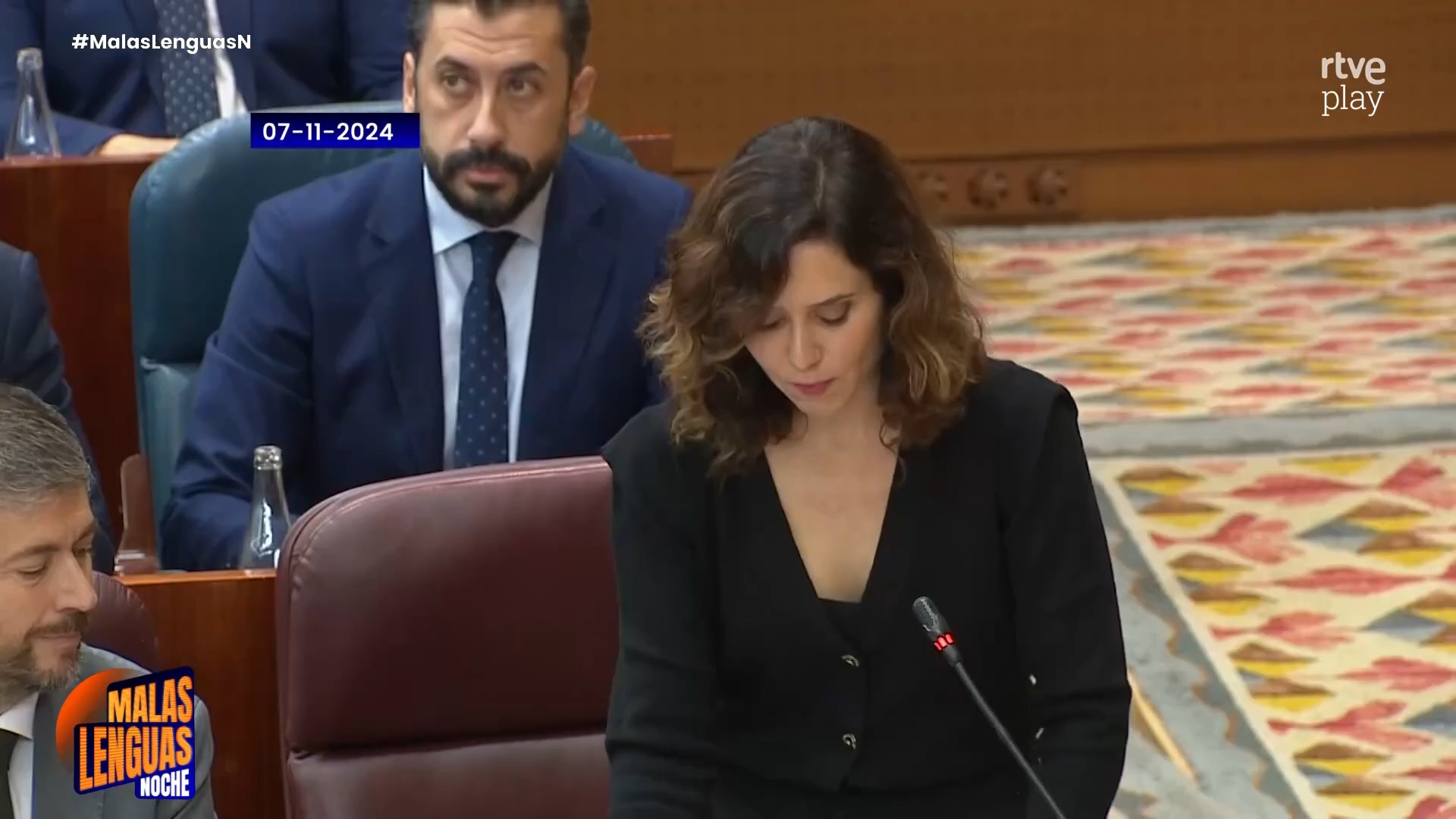 Ayuso vincula la negación climática al miedo al comunismo según la oposición