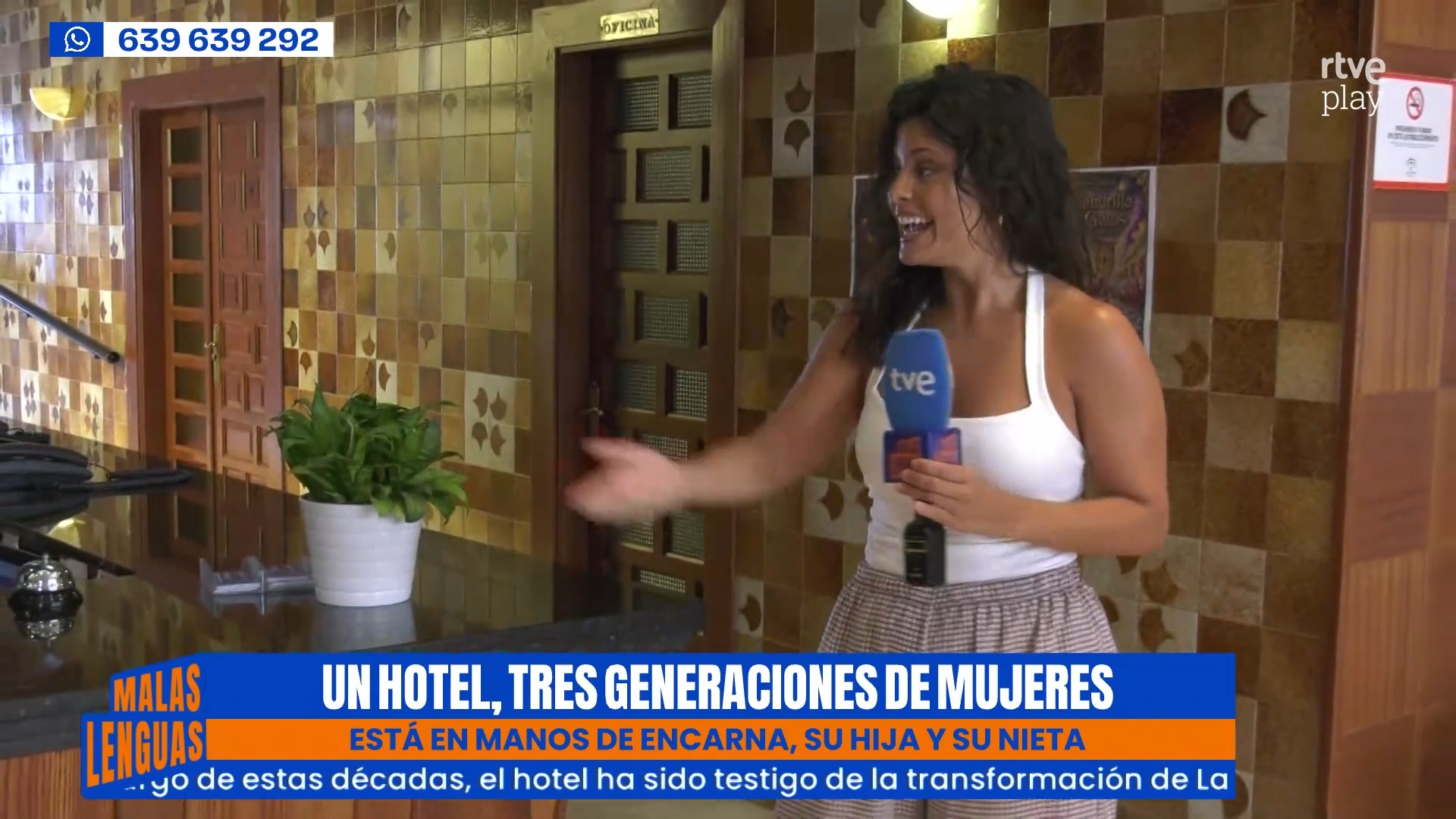 A sus 89 años Encarna sigue al frente del Hotel La Concha en La Rábita