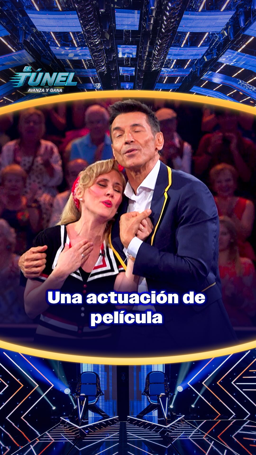 Después de cantar Hopelessly Devoted to You la artista anuncia que ya se va
