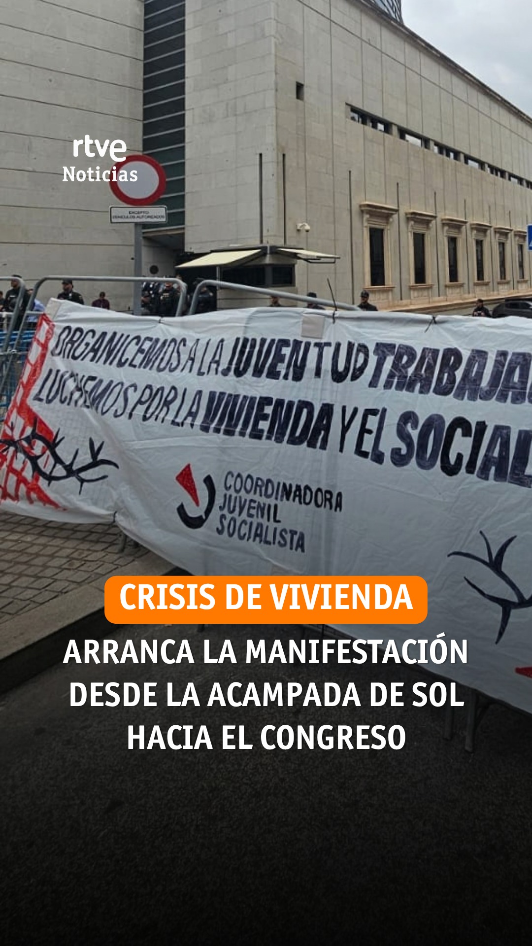 Acampada en Sol: manifestantes llaman a huelga general por decretos de vivienda