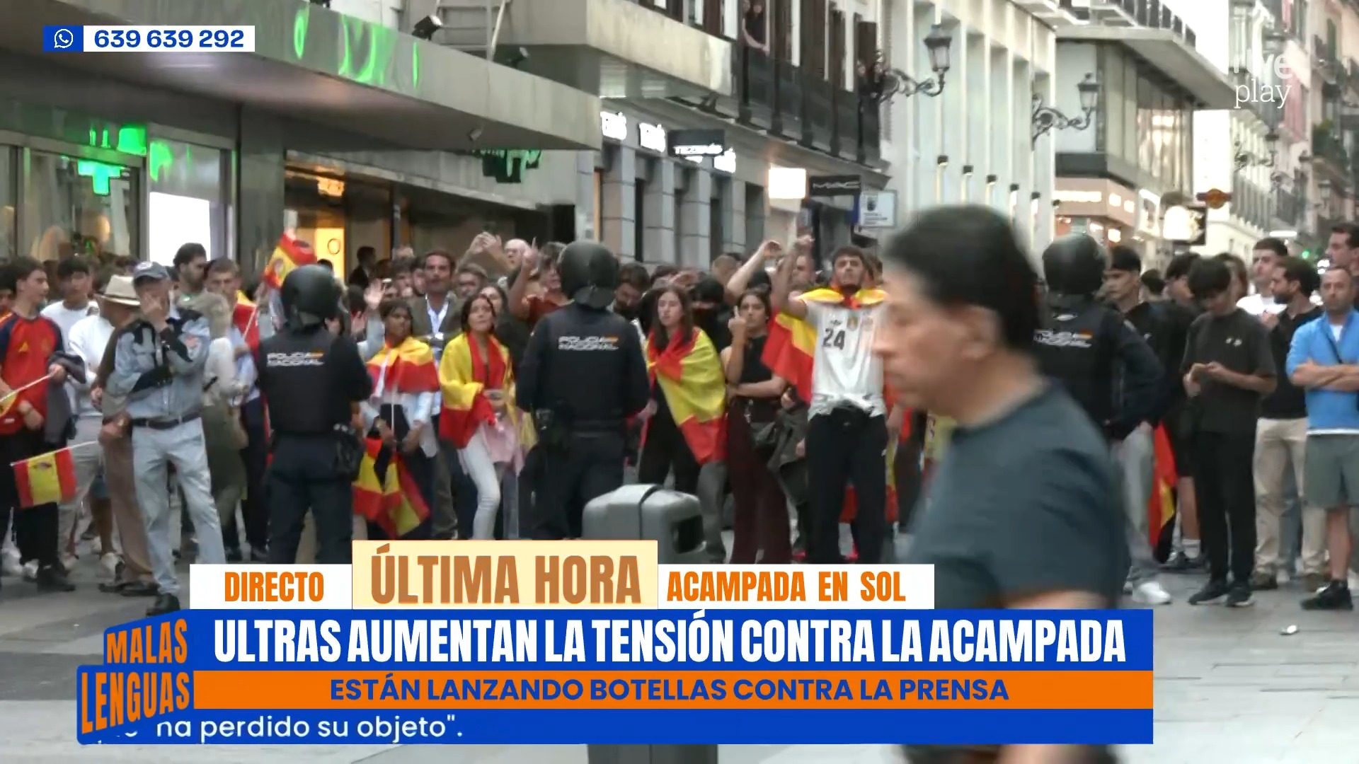Día de la Hispanidad termina en tensión con enfrentamientos en la Puerta del Sol