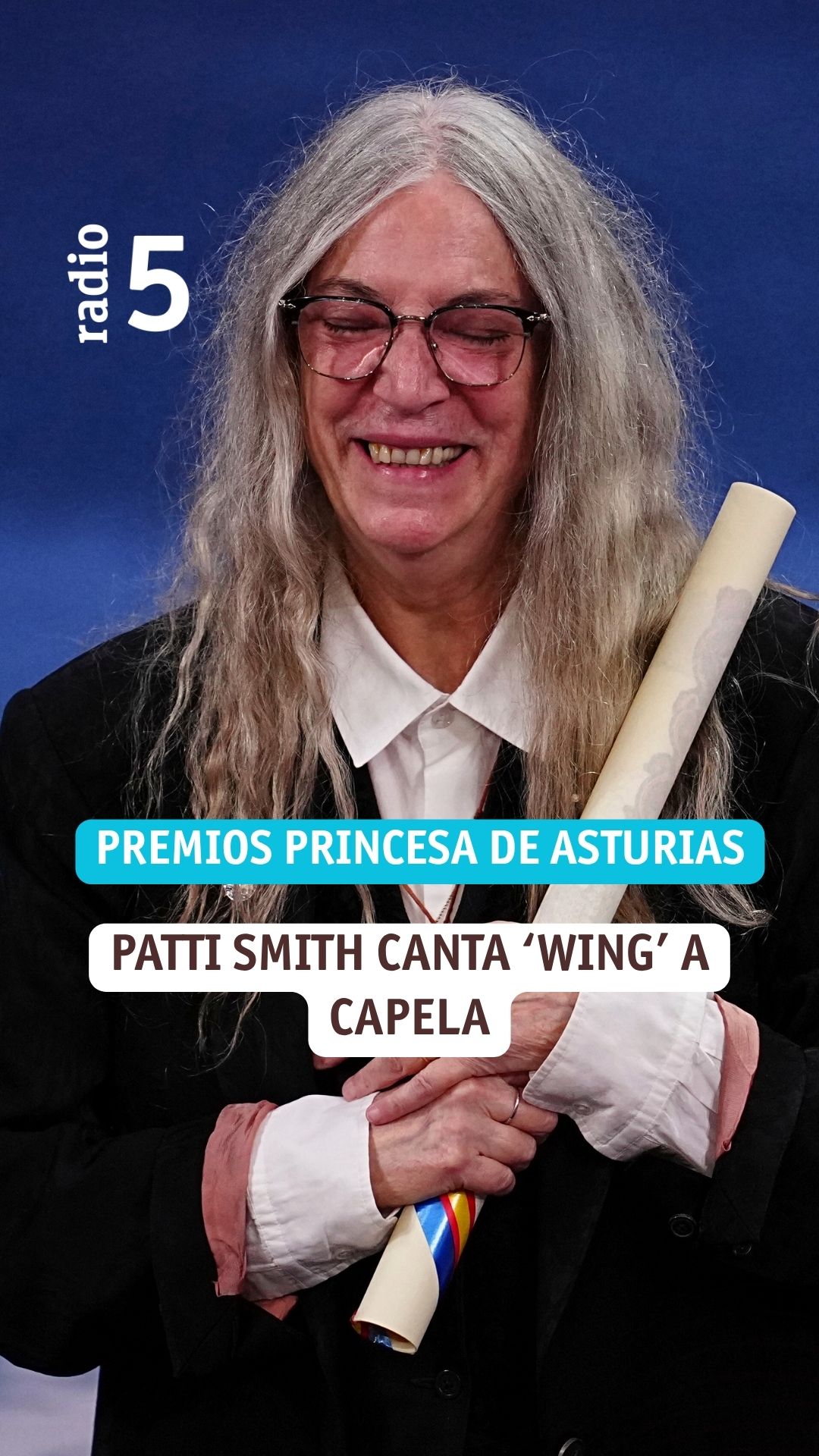 Performer Soars Over Spain Declaring Freedom in Poetic Song