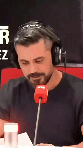 �Se puede sentir sola una persona, aunque est� rodeada de gente?