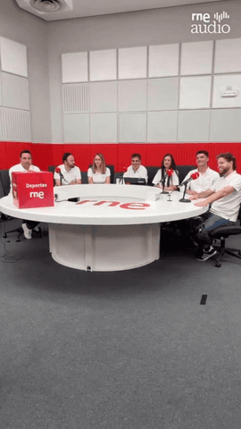  Un Mundial @fifaworldcup distinto necesita una radio distinta.
