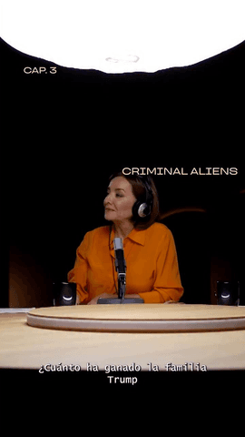 ‘Criminal Aliens’ analiza cómo el gobierno de Trump ha despojado a los migrantes de su humanidad, convirtiéndolos en el enemigo interno perfecto.