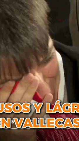  El Rayo jug� contra el rival... y contra el peso de hacer feliz a toda una afici�n.