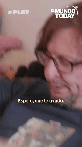 El 64% de los hombres considera que levantar los pies mientras su mujer pasa la aspiradora es repartirse las tareas del hogar según @elmundotoday 