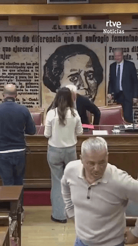 Julio Mart�nez, el amigo empresario de Jos� Luis Rodr�guez Zapatero, guardaba anotaciones sobre la liberaci�n de presos en Venezuela, una posible intervenci�n del CNI en el pa�s o la repatriaci�n del opositor venezolano Edmundo Gonz�lez Urrutia.