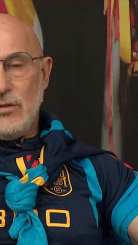 LUIS DE LA FUENTE ANALIZA ANTE LOS MICRÓFONOS DE @rtve ANTES DEL ARRANQUE DEL MUNDIAL