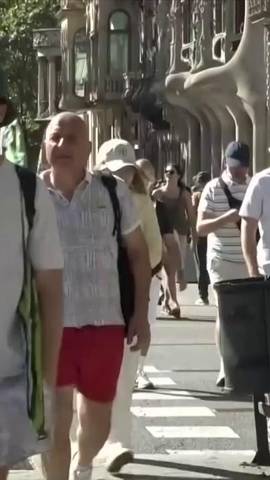 El norte peninsular ha registrado hoy un calor inusualmente alto.