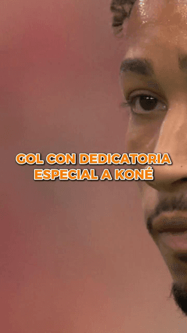  Saliba dedica el cuarto gol de Canadá a su compañero Koné, que se había lesionado de gravedad minutos antes.