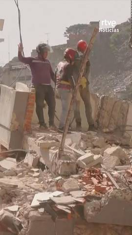 Exteriores eleva a cinco el n�mero de espa�oles fallecidos en el doble terremoto de Venezuela y cifra en 119 los que siguen sin localizar.