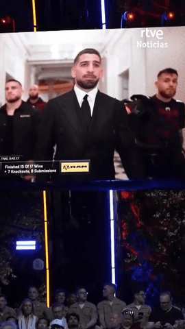 Ilia Topuria ha perdido este lunes el t�tulo del peso ligero de la Ultimate Fighting Championship (UFC), debido a su derrota tras el cuarto asalto contra el estadounidense Justin Gaethje en una velada organizada en los jardines de la Casa Blanca.