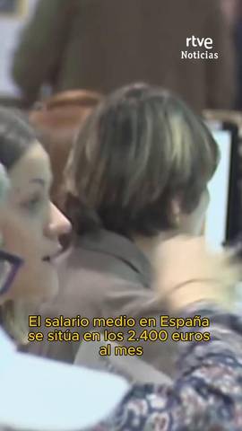  El salario medio en Espa�a alcanza los 2.400 euros mensuales en el primer trimestre de 2026, un 4,9% m�s que en el mismo periodo del a�o anterior, seg�n datos del Instituto Nacional de Estad�stica.