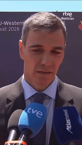 El presidente del Gobierno, Pedro S�nchez, niega ser el 