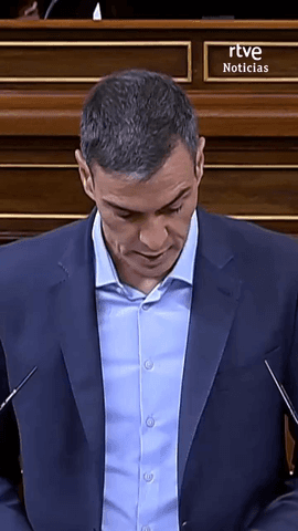 S�nchez reafirma su confianza en Zapatero y asegura que los casos abiertos contra Bego�a G�mez y su hermano se construyen sobre 