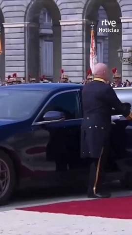  Le�n XIV llega al Palacio Real, donde se ha producido el saludo protocolario con los reyes.