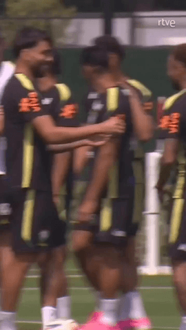 La 'bienvenida' del grupo a Neymar