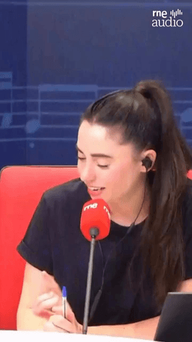  El minu� es una danza tradicional francesa que se populariz� en el barroco, de la que nos ha venido a hablar @sheilablancomusica.