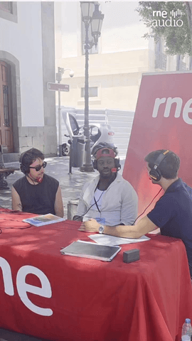  El programa 'De Serie', conducido por @d_burbano, ha viajado a Canarias con motivo de la 7� edici�n del Festival 'Lo que viene'.