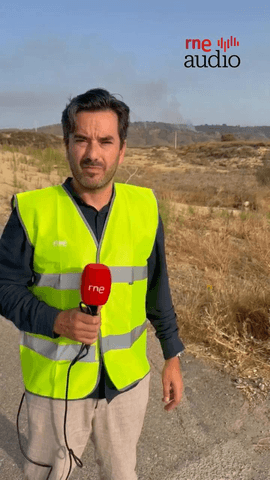 Incendio en Los Gallardos | La noche ha sido positiva para el trabajo de los bomberos, sin nuevas evacuaciones ni avance en la l�nea de fuego