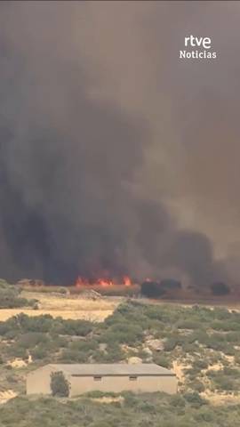 Un incendio forestal en Arag�n ha obligado a evacuar las localidades de Or�s y As�n por el avance descontrolado de las llamas.