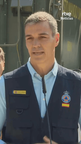 El presidente del Gobierno, Pedro S�nchez, anuncia el fin de la emergencia nacional declarada en el incendio de �vila y Madrid.