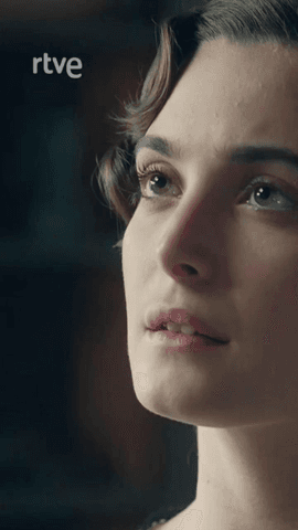 Julieta declara su amor a Manuel: “Yo también siento algo por ti” #LaPromesa