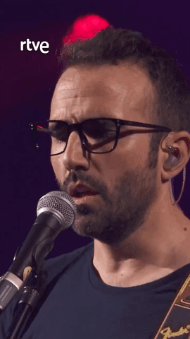  La mejor música en directo en ‘Los conciertos de Radio 3’ ( @radio3rne rne ), especial ‘Versiones verano’.