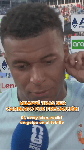  Mbappé despreocupa a su selección tras ser cambiado por lesión: “estoy bien, fue un golpe en el tobillo”