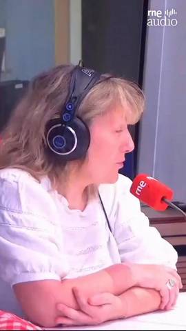 “Teníamos a dos solteros que iban a lo suyo y, de repente, aparecen tres chavales diciendo mamá y papá”.