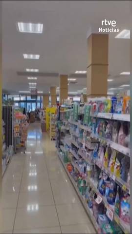 Al menos 13 fallecidos y m�s de 200 heridos en el terremoto de magnitud 7,1 que ha sacudido el sur de Jap�n.