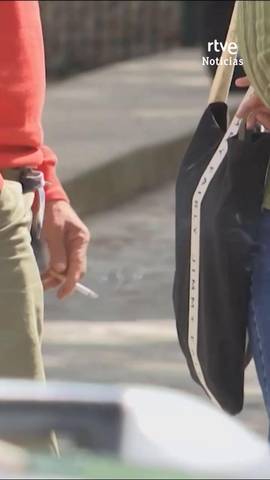 El Gobierno aprueba el anteproyecto de la nueva ley antitabaco que proh�be fumar a menores y ampl�a los lugares sin humo.