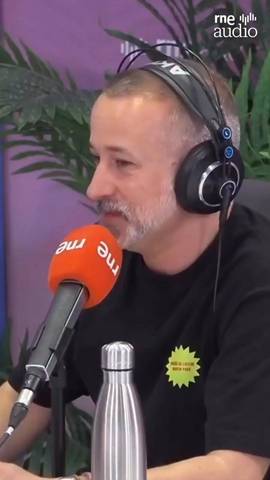En @mananamas_rne, hablamos de cuando Lamine Yamal era aún Lamine “Pañal”  y fue bañado por Messi.
