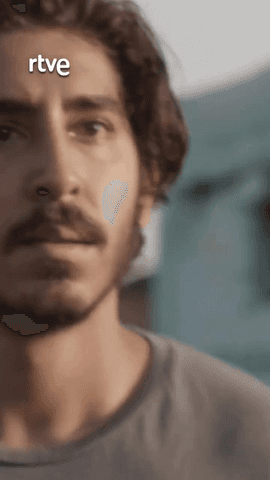 La madre de Saroo, Kamla, nunca perdió la esperanza de que su hijo regresara y no se movió del sitio.