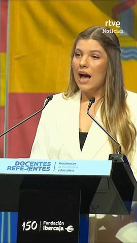 La infanta Sof�a ha pronunciado su primer discurso oficial en un acto p�blico.