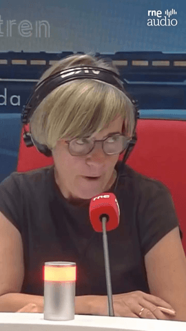  Abrimos uno de los vagones más imprevisibles de @elultimotrenrne, el de @coria_castillo.